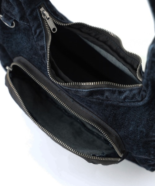X-girl(エックスガール)の「FLOCKED DENIM BAG(ショルダーバッグ・レディース・ブラック/インディゴブルー・ONE SIZE)」の12枚目の写真