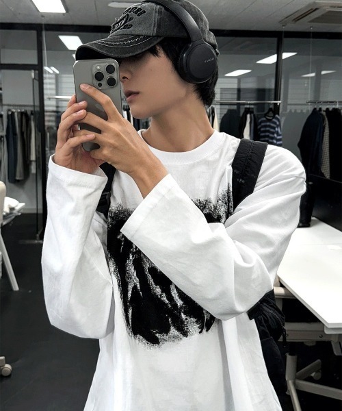 COSYHARU（コシハル）の「ルーズフィットスウェットTシャツ（Tシャツ/カットソー・メンズ・ブラック/オートミール/ホワイト・FREE）」の16枚目の写真