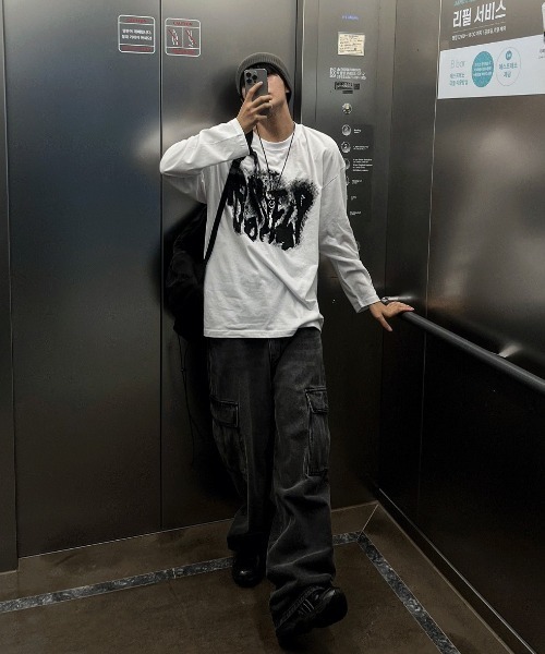 COSYHARU（コシハル）の「ルーズフィットスウェットTシャツ（Tシャツ/カットソー・メンズ・ブラック/オートミール/ホワイト・FREE）」の21枚目の写真