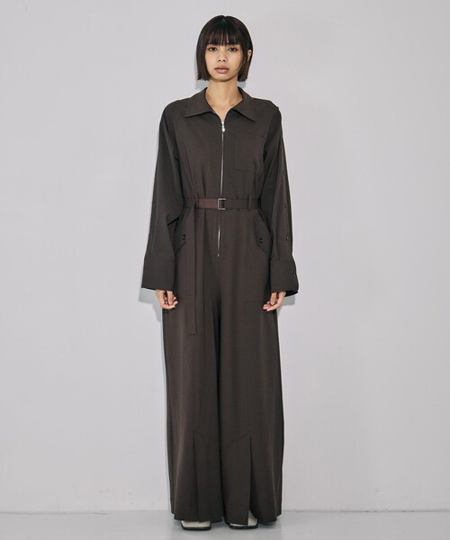 UNITED TOKYO（ユナイテッドトウキョウ）の「【3WAY】ボタンスリーブジャンプスーツ｜ウォッシャブル/オールインワン/レイヤード/防シワ/速乾/ストレッチ/細見え/春服（つなぎ/オールインワン・レディース・ブラウン/グレー・1/2）」の5枚目の写真