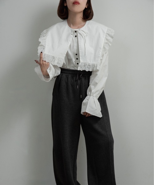 lawgy(ラウジー)の「multiway big collar accent button blouse / マルチウェイビッグカラーアクセントボタンブラウス(シャツ/ブラウス・レディース・ホワイト/ダークブラウン/チャコール・FREE)」の9枚目の写真