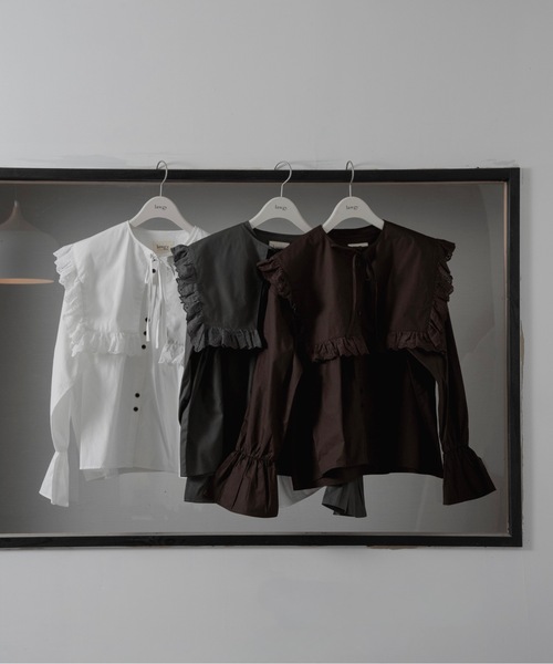 lawgy(ラウジー)の「multiway big collar accent button blouse / マルチウェイビッグカラーアクセントボタンブラウス(シャツ/ブラウス・レディース・ホワイト/ダークブラウン/チャコール・FREE)」の18枚目の写真