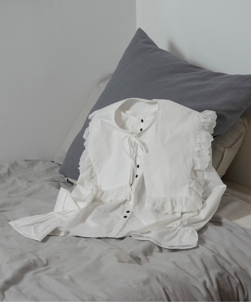 lawgy(ラウジー)の「multiway big collar accent button blouse / マルチウェイビッグカラーアクセントボタンブラウス(シャツ/ブラウス・レディース・ホワイト/ダークブラウン/チャコール・FREE)」の11枚目の写真