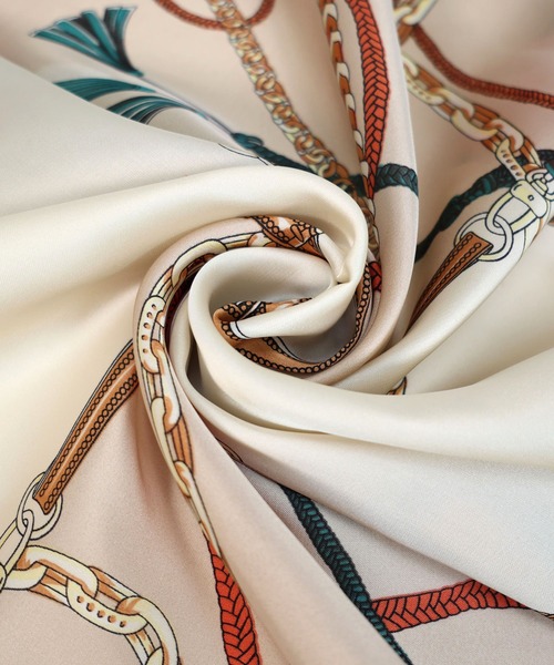 MIAN (ミアン)の「クラシカルパターン マルチスカーフ(バンダナ/スカーフ・レディース・ブラック・FREE)」の10枚目の写真