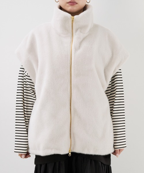 MICA&DEAL（マイカ＆ディール）の「スタンドカラーファーダブル