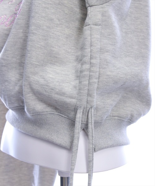 clear（クリア）の「ラインストーンビッグロゴスウェット［Y2K カジュアル 着回し力抜群］（スウェット・レディース・オートミール/グレー/ブラック・F）」の17枚目の写真