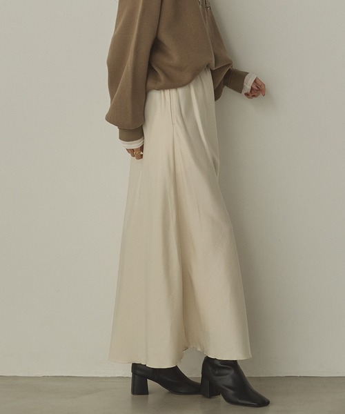 hunch（ハンチ）の「ビンテージサテン ナロースカート（スカート・レディース・アイボリー/ライトブラック/ダークブラウン系・FREE）」の7枚目の写真