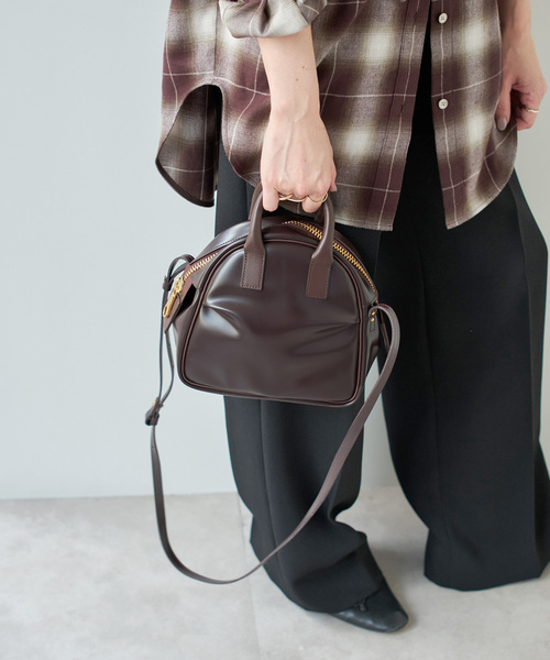 Spick & Span(スピックアンドスパン)の「PIENI / ピエニ 別注BOSTON with strap*(ショルダーバッグ・レディース・ブラウン・FREE)」の3枚目の写真