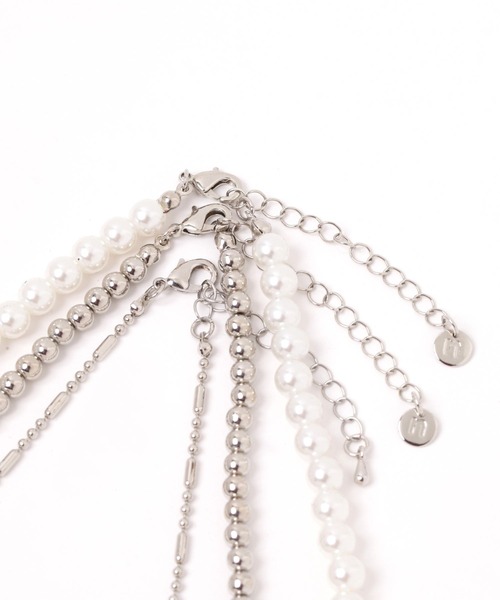 niko and...（ニコアンド）の「3SETマルチビーズネックレス（ネックレス・レディース・レッド/ホワイト/イエロー/グレー・0）」の5枚目の写真