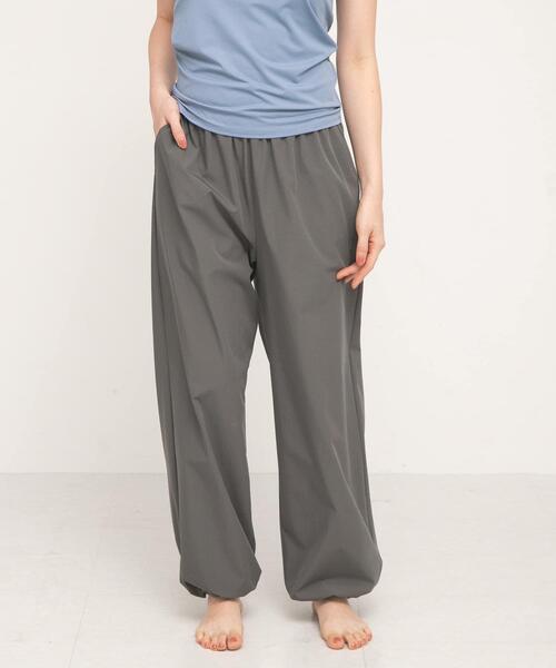 URBAN RESEARCH Sonny Label(アーバンリサーチサニーレーベル)の「SLAB Stringhem Easy Pants(その他パンツ・レディース・ブラック/チャコールグレー・S-M/M-L)」の16枚目の写真