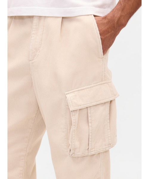 GAP（ギャップ）の「バギー コーデュロイ カーゴパンツ（カーゴパンツ・メンズ・ブラック/カーキ/アイボリー・XS/S/M/L/XL）」の7枚目の写真