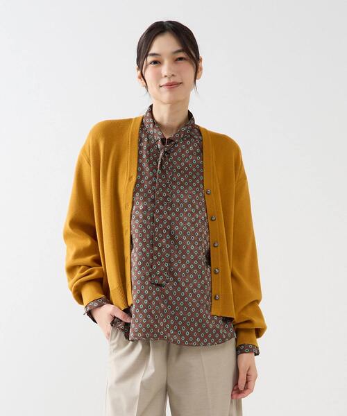 MELROSE claire(メルローズ クレール)の「【総針編みVネックカーディガン】(カーディガン/ボレロ・レディース・アイボリー/マスタード/チャコールグレー・FREE)」の3枚目の写真