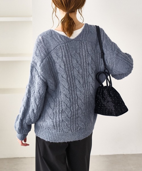 ROPE' PICNIC(ロペピクニック)の「ゆるケーブル編みVネックニット(ニット/セーター・レディース・ブルー系その他4/ラベンダー/グレー/キナリ・FREE)」の15枚目の写真