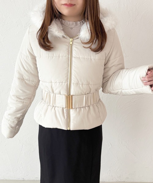 apres jour(アプレジュール)の「ベルト付きフェイクダウンジャケット(ダウンジャケット/コート・レディース・オフホワイト/ブラック・フリー/X-LARGE)」の7枚目の写真