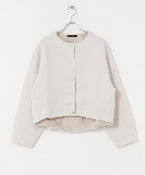 URBAN RESEARCH ROSSO WOMEN（アーバンリサーチ　ロッソ）の「ブライトダンボール釦デザインプルオーバー（その他トップス・レディース・ブラック/ブルー系その他/ベージュ系その他・FREE）」の8枚目の写真