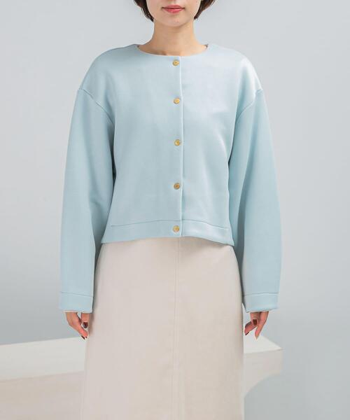 URBAN RESEARCH ROSSO WOMEN（アーバンリサーチ　ロッソ）の「ブライトダンボール釦デザインプルオーバー（その他トップス・レディース・ブラック/ブルー系その他/ベージュ系その他・FREE）」の12枚目の写真