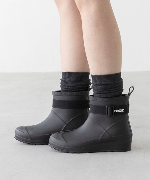 moz(モズ)の「モズ moz ベルトデザイン レインブーツ(レインシューズ・レディース・ブラック/ネイビー・S/M/L/LL)」の4枚目の写真