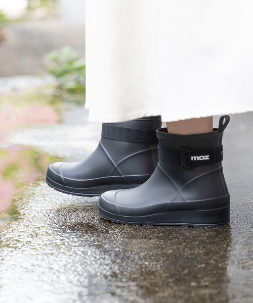 moz(モズ)の「モズ moz ベルトデザイン レインブーツ(レインシューズ・レディース・ブラック/ネイビー・S/M/L/LL)」の8枚目の写真