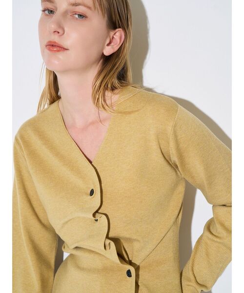 ELENDEEK（エレンディーク）の「ドレープシェイプカーディガンニット（ニット/セーター・レディース・チャコールグレー/ブラウン・FREE）」の15枚目の写真