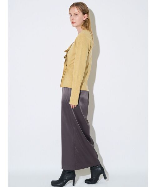 ELENDEEK（エレンディーク）の「ドレープシェイプカーディガンニット（ニット/セーター・レディース・チャコールグレー/ブラウン・FREE）」の10枚目の写真