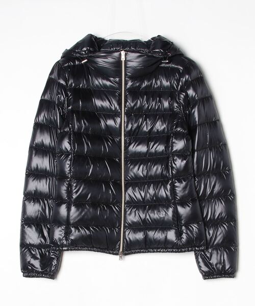 HERNO(ヘルノ)の「HERNO GIADA DOWNJACKET ヘルノ ショート ジャーダ ダウンジャケット(ダウンジャケット/コート・レディース・ブラック/キャメル/ネイビー系1・42/40/44)」の22枚目の写真