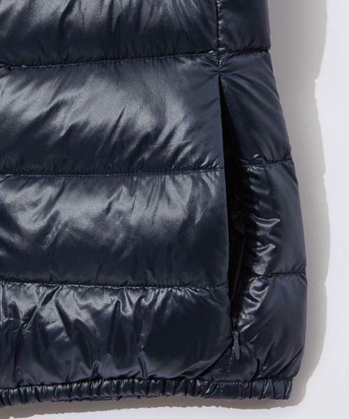 HERNO(ヘルノ)の「HERNO GIADA DOWNJACKET ヘルノ ショート ジャーダ ダウンジャケット(ダウンジャケット/コート・レディース・ブラック/キャメル/ネイビー系1・42/40/44)」の14枚目の写真