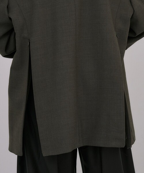UNITED TOKYO（ユナイテッドトウキョウ）の「【残りわずか！】Oversized Back Zip Jacket｜オフィスカジュアル/オケージョン/春服（テーラードジャケット・レディース・ダークブラウン/グレー系その他・FREE）」の10枚目の写真