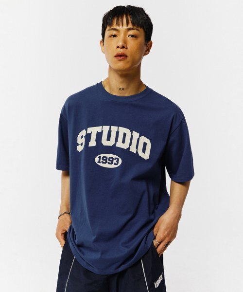 1993STUDIO（1993スタジオ）の「スタジオアーチロゴTシャツ_ブルー（Tシャツ/カットソー・レディース・その他・SMALL/MEDIUM/LARGE）」の4枚目の写真