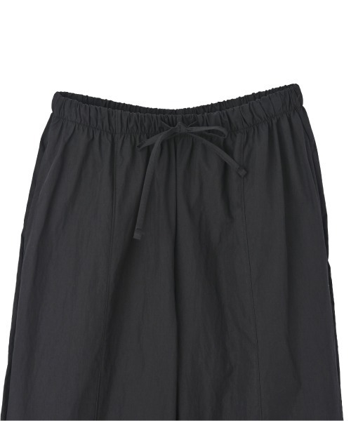 marjour（マージュール）の「NYLON PANTS（その他パンツ・レディース・ブラック・M）」の14枚目の写真