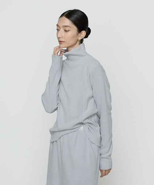 Gabardine K.T(ギャバジンケーティー)の「ニットコール タートルネック カットソー(Tシャツ/カットソー・レディース・ネイビー/ブラック/ライトグレー/オフホワイト/グレー・9号/7号/11号)」の18枚目の写真