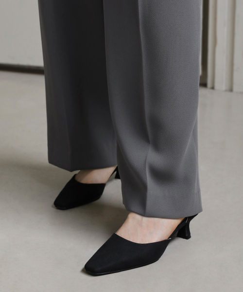 SAPPUN（サプン）の「Eldrin ラウンド パンプスヒール (5cm)（パンプス・レディース・ブラック/アイボリー/ブラウン/ベージュ・22.5cm/23cm/23.5cm/24cm/24.5cm/25cm/25.5cm）」の7枚目の写真