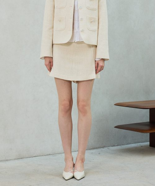 ARI(アリ)の「CHERISH TWEED SKIRT PANTS / WHITE(スカート・レディース・ホワイト・SMALL/MEDIUM)」の1枚目の写真