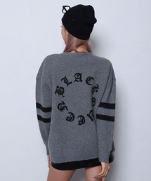 Chaco closet（チャコ クローゼット）の「【BLACKQUEEN】Vネックロゴニットトップス（ニット/セーター）」