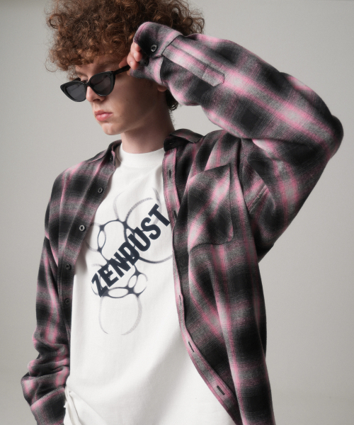 ZENDUST(ジェンダスト)の「Michelle Check Shirt BLUE(シャツ/ブラウス・レディース・ブルー・MEDIUM/LARGE/X-LARGE)」の4枚目の写真