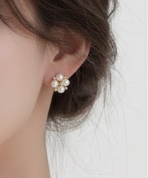 rae（レイ）の「【rae】パールフラワーピアス（ピアス（両耳用））」