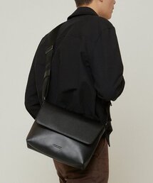 NATIONAL PUBLICITY（ナショナルパブリシテイ）の「ANZA SF レザー メッセンジャー クロスバッグ（メッセンジャーバッグ）」