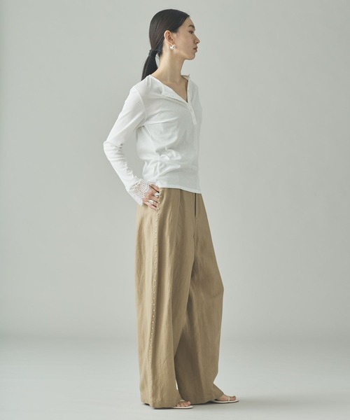 Curensology（カレンソロジー）の「Curensology(カレンソロジー)/ヘンリーレースロングスリーブTシャツ（Tシャツ/カットソー・レディース・ホワイト/ブラック・FREE）」の7枚目の写真