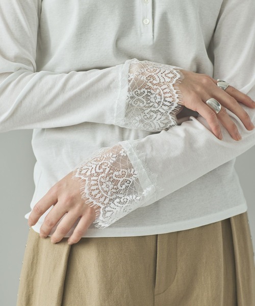 Curensology（カレンソロジー）の「Curensology(カレンソロジー)/ヘンリーレースロングスリーブTシャツ（Tシャツ/カットソー・レディース・ホワイト/ブラック・FREE）」の11枚目の写真