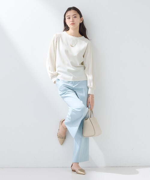 INDIVI（インディヴィ）の「【洗える／華やか】袖プリーツニット（ニット/セーター・レディース・ブラック/ライトブルー/オフホワイト・05/13/15 /38/19）」の7枚目の写真