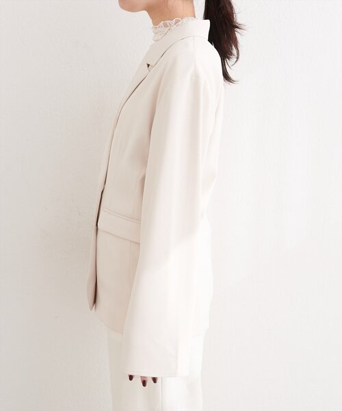 natural couture(ナチュラルクチュール)の「〈osono〉テーラードジャケット(テーラードジャケット・レディース・モカ/オフホワイト/チャコールグレー・FREE)」の20枚目の写真