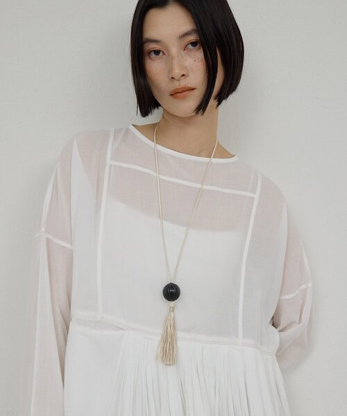 GALLARDAGALANTE(ガリャルダガランテ)の「タッセルコードネックレス(リング・レディース・ブラック/アイボリー・FREE)」の2枚目の写真