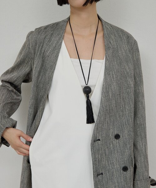 GALLARDAGALANTE(ガリャルダガランテ)の「タッセルコードネックレス(リング・レディース・ブラック/アイボリー・FREE)」の1枚目の写真