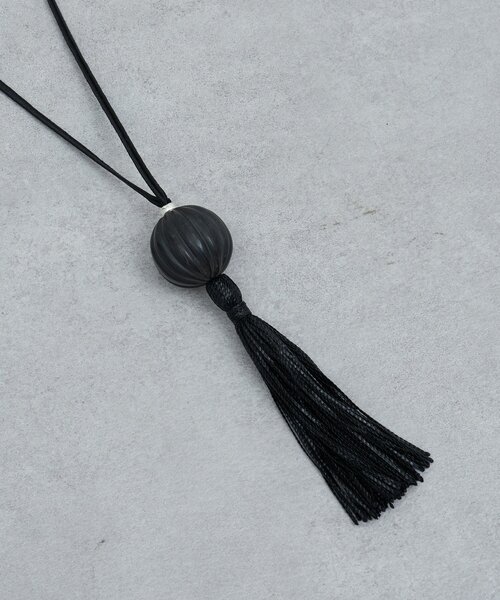GALLARDAGALANTE(ガリャルダガランテ)の「タッセルコードネックレス(リング・レディース・ブラック/アイボリー・FREE)」の12枚目の写真