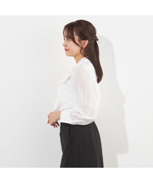 SUIT SELECT（スーツセレクト）の「【SUIT SELECT×Samantha Thavasa】【長袖】リボンブラウス（シャツ/ブラウス・レディース・ブルー/ホワイト/ピンク/ミント/イエロー・SMALL/MEDIUM/LARGE/X-LARGE）」の6枚目の写真