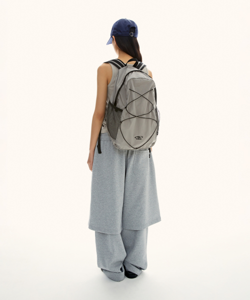 LMCの「OVAL GLOBE STRING BACKPACK black（バックパック/リュック・レディース・その他・ONE SIZE）」の4枚目の写真
