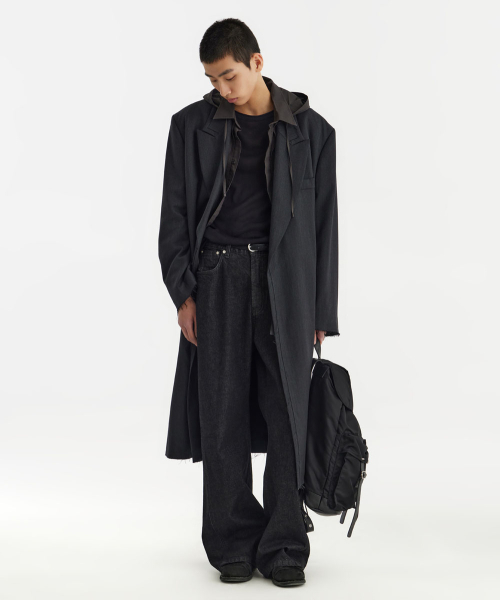 YOUTH(ユース)の「Structured Flared Denim Pants - Washed Black(デニムパンツ・レディース・その他・S/M/L)」の4枚目の写真