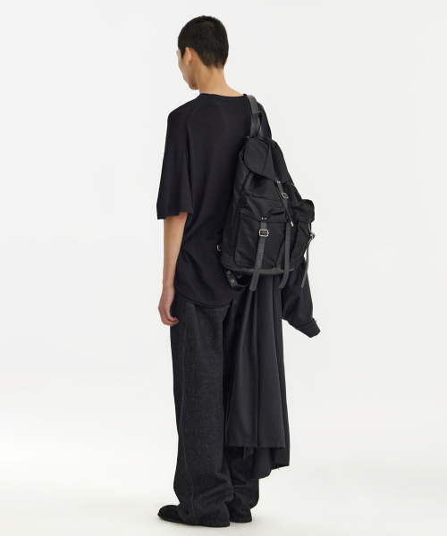 YOUTH(ユース)の「Structured Flared Denim Pants - Washed Black(デニムパンツ・レディース・その他・S/M/L)」の7枚目の写真