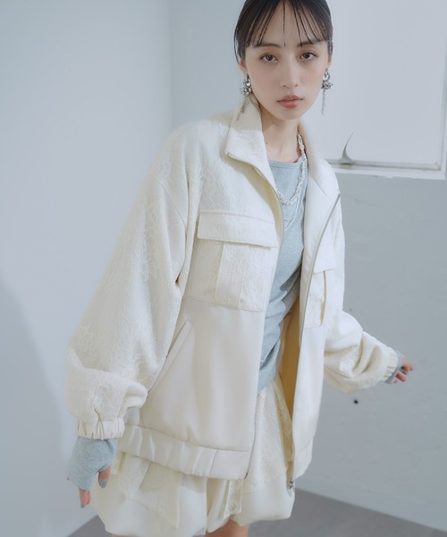 HARE(ハレ)の「レースデザインミドルブルゾン(HARE)(ブルゾン・レディース・ブラック/ホワイト・FREE)」の2枚目の写真