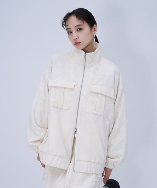 HARE(ハレ)の「レースデザインミドルブルゾン(HARE)(ブルゾン・レディース・ブラック/ホワイト・FREE)」の3枚目の写真