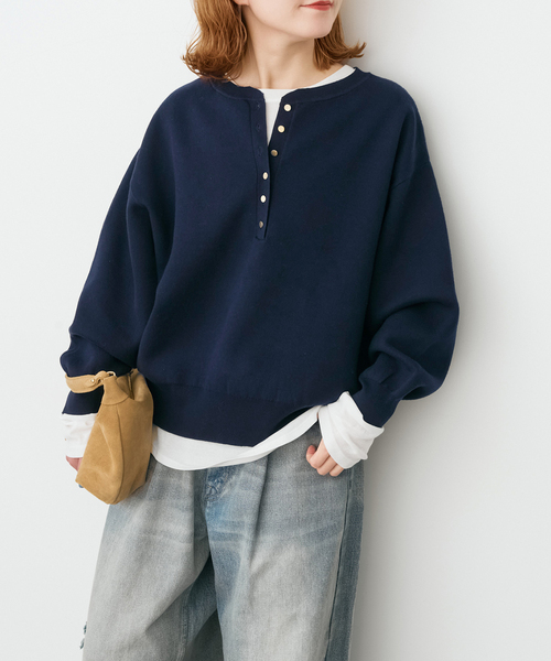 Spick &amp; Span ヘンリーネックブラウス　訳あり　紺　フリー 新色有り / 追加》メタルボタンヘンリーネックニット（ニット